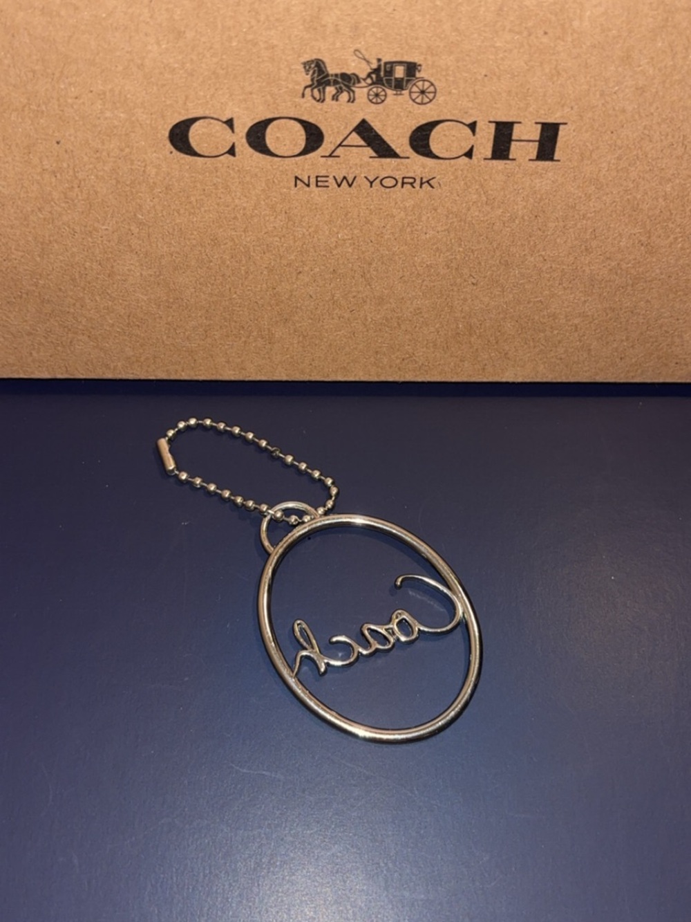 Coach Silver Script Oval Keyring - Picture 4 of 6